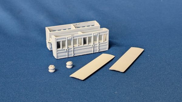 00 Scale Listowel Lartigue Coach and Mobile Steps