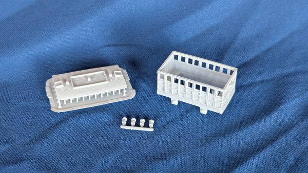 N Gauge Liverpool & Manchester Railway 1st Coach (Motorised V1 & V2) - Image 4