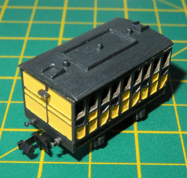 N Gauge Liverpool & Manchester Railway 1st Coach (Motorised V1 & V2) - Image 3