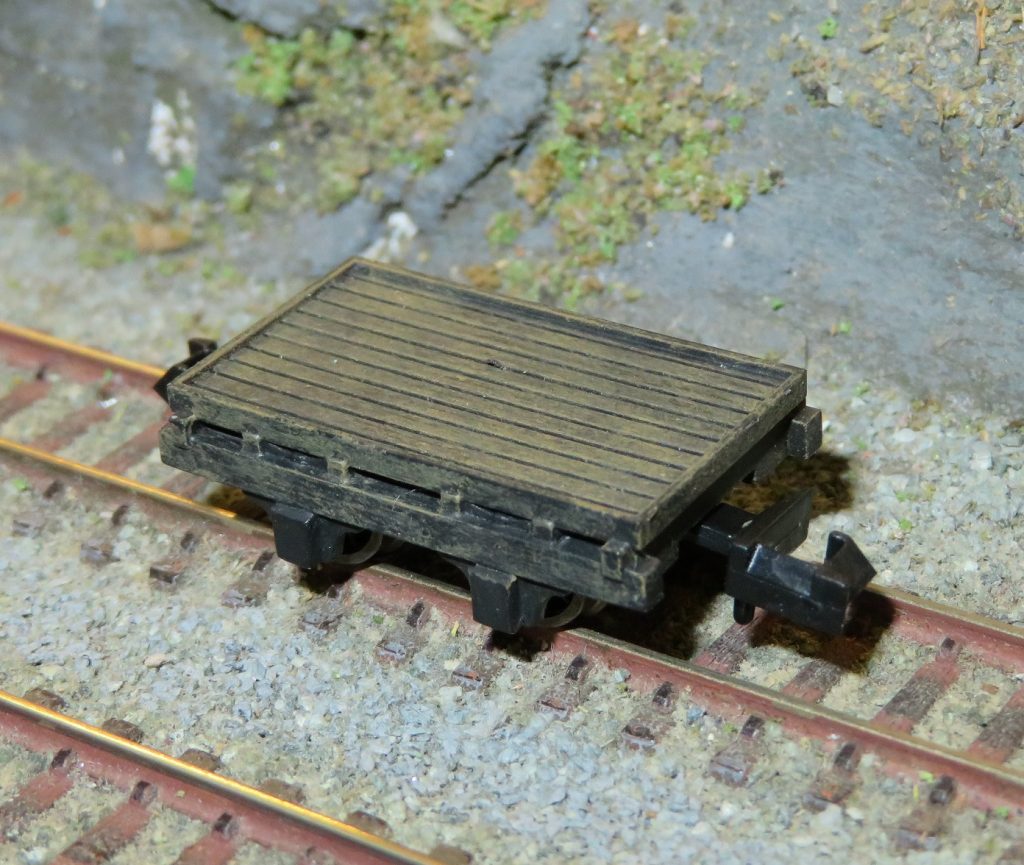 N Gauge Luggage Wagon